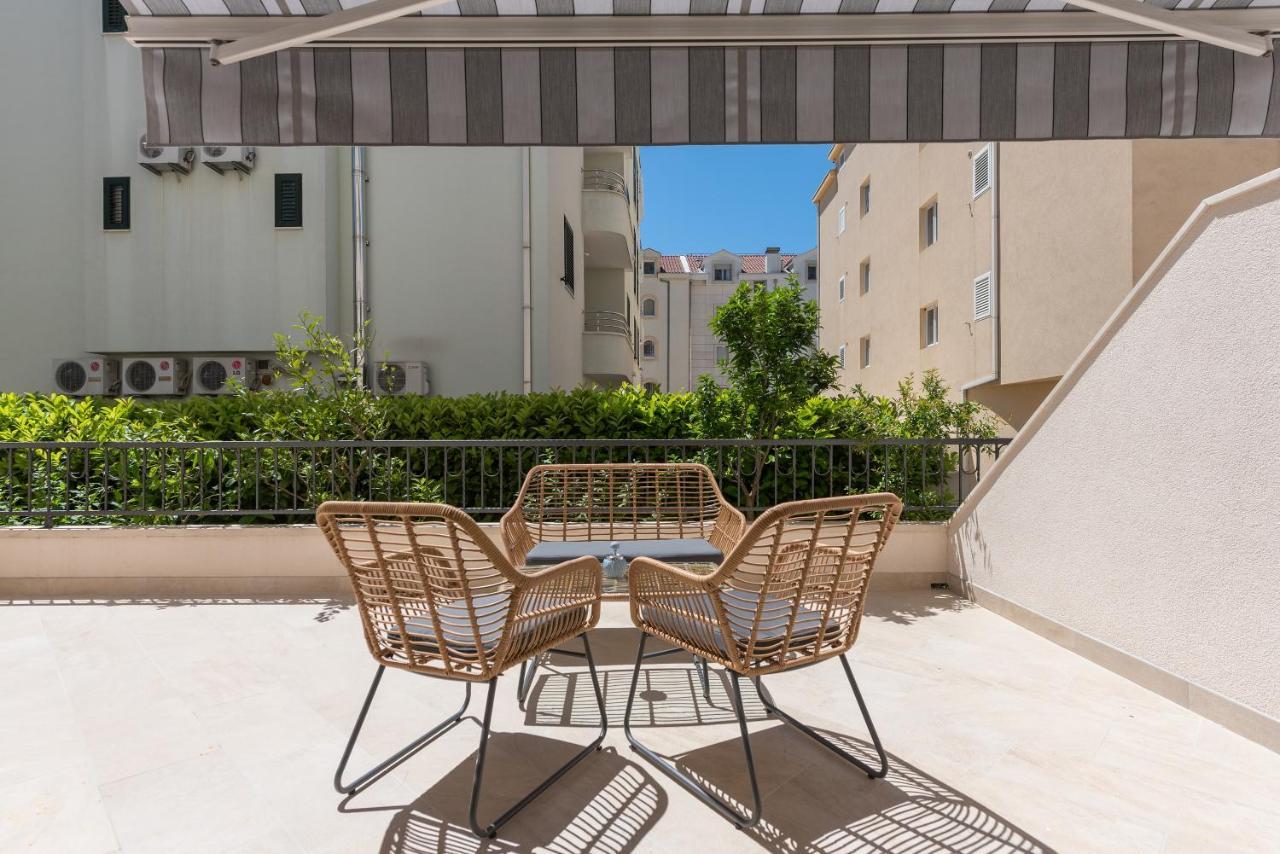 Apartments By The Sea Makarska - 19134 Ngoại thất bức ảnh