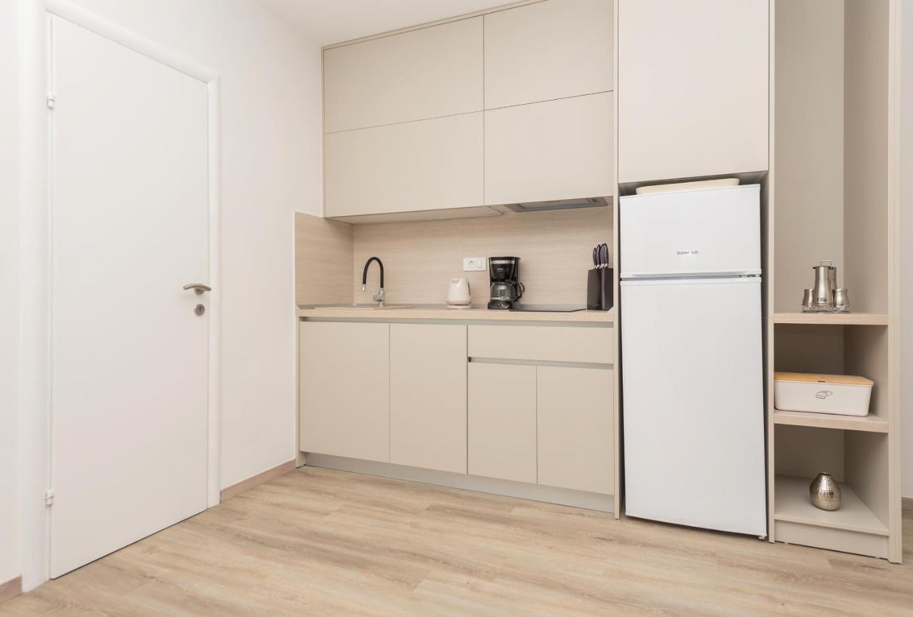 Apartments By The Sea Makarska - 19134 Ngoại thất bức ảnh