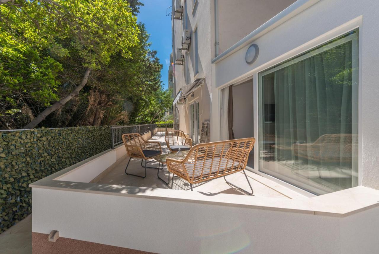 Apartments By The Sea Makarska - 19134 Ngoại thất bức ảnh