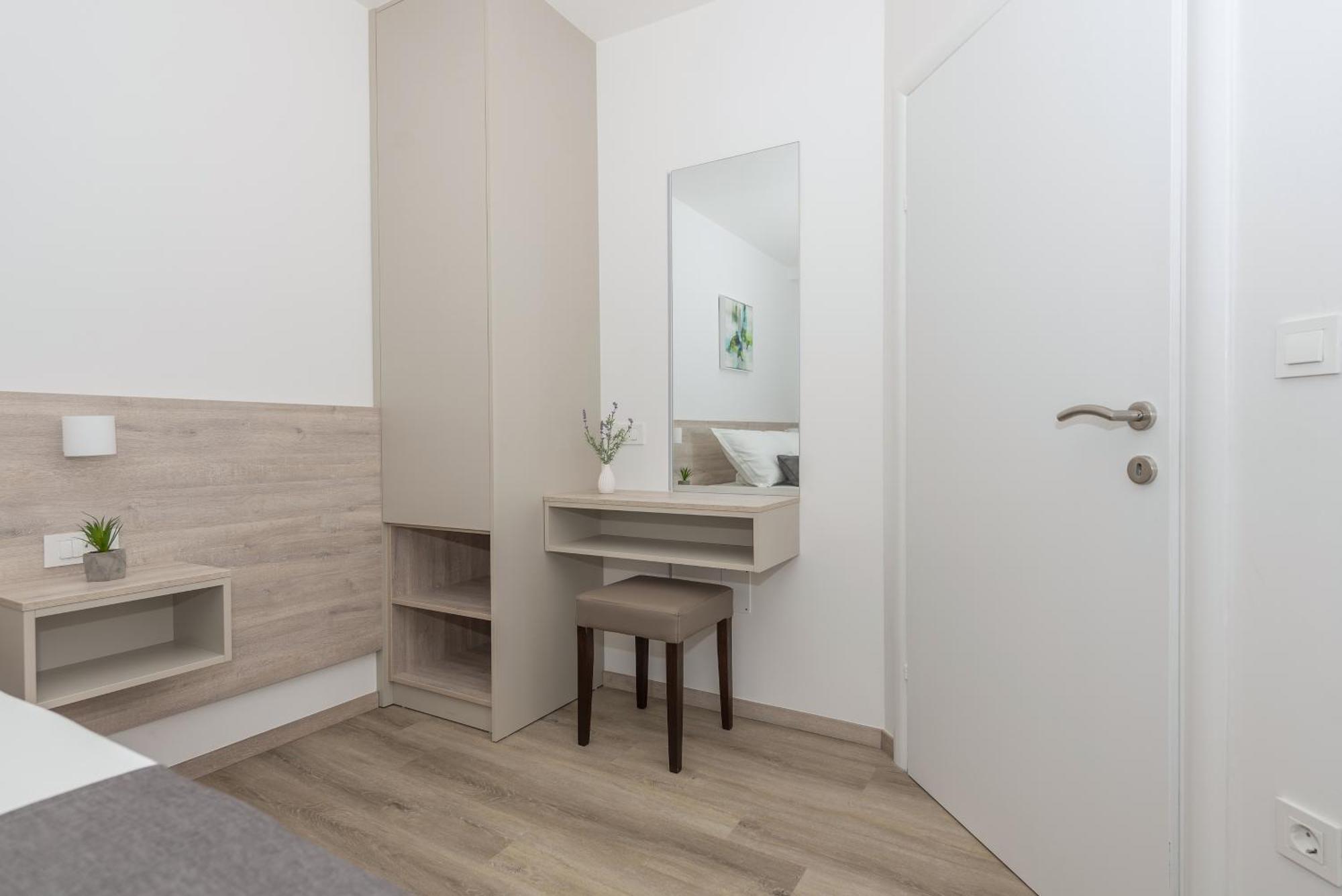 Apartments By The Sea Makarska - 19134 Phòng bức ảnh