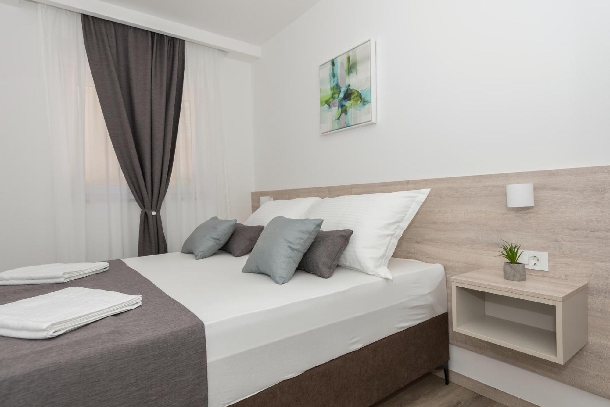 Apartments By The Sea Makarska - 19134 Phòng bức ảnh