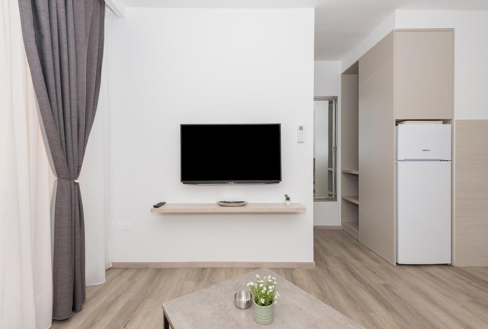 Apartments By The Sea Makarska - 19134 Phòng bức ảnh
