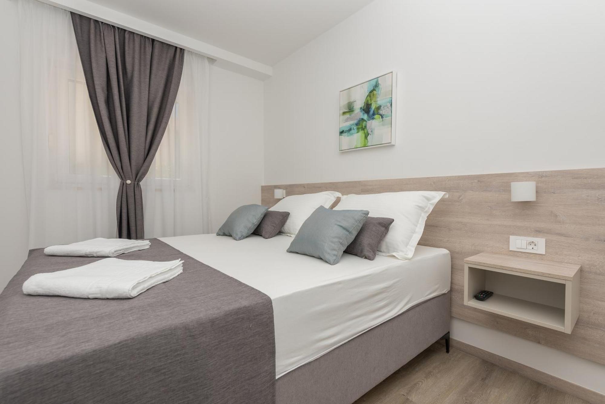 Apartments By The Sea Makarska - 19134 Phòng bức ảnh